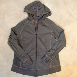 Maternity sport zip-up